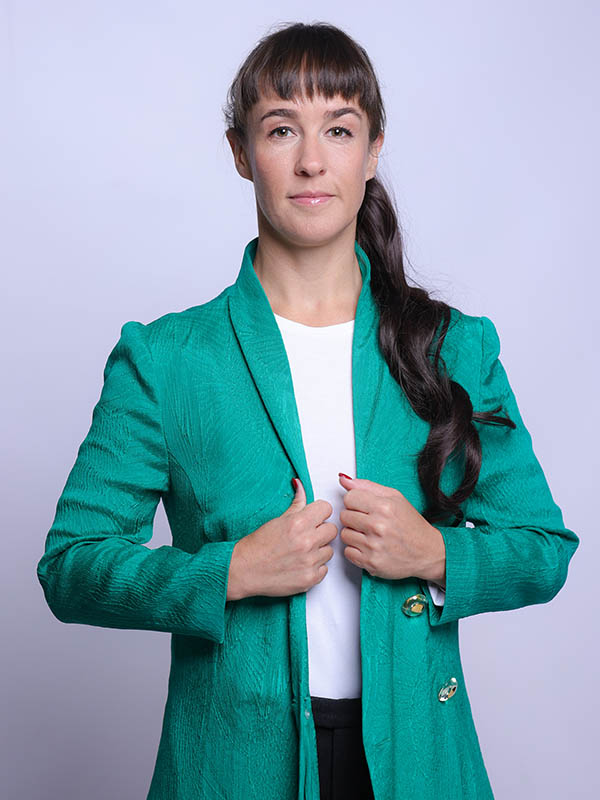 Porträt von Sue Prise, moderne Show-Hypnotiseurin